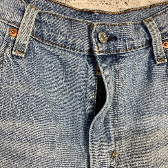 Levi's 569 Loose Straight Jean Shorts 12' Light Wash Stretch Denim - Picture 3 of 12